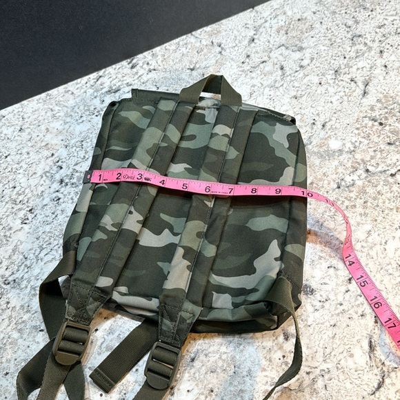 Victorias Secret Pink Camo Mini Bag/Backpack. - Picture 7 of 7